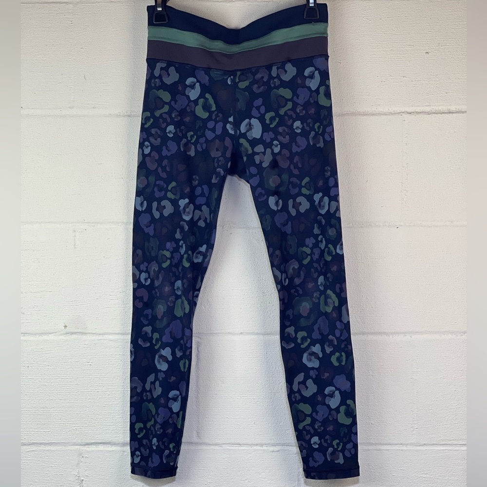 Athleta Elation Navy Floral 7/8 Leggings, M - Picture 1 of 8